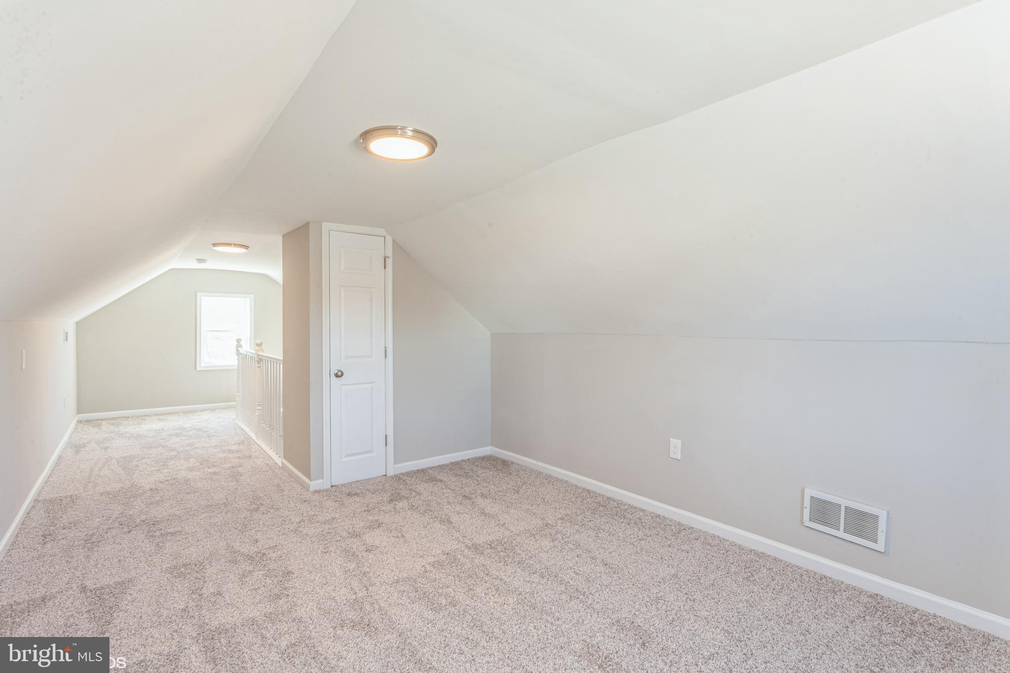 81 Del Rio Road Dundalk, MD 21222 - Photo 14 of 15 Interior