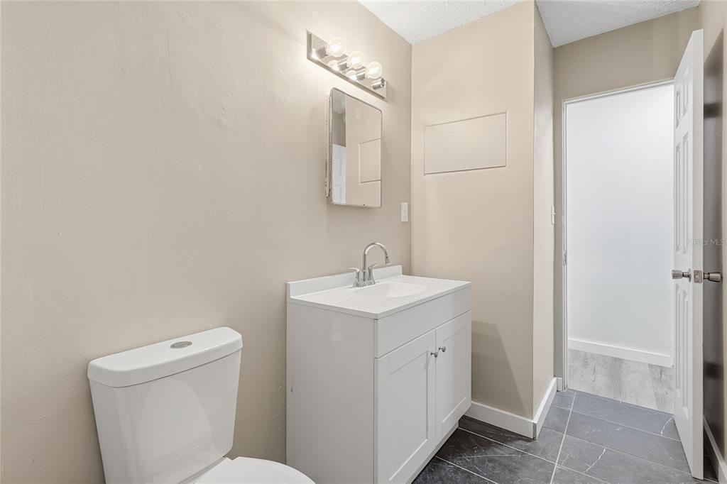 319 Leta Street Auburndale, FL 33823 - Photo 9 of 32