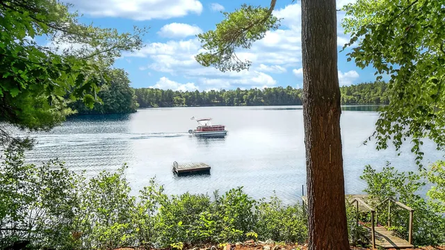 $800,000 | 14 Golden Way, New Gloucester, ME 04260