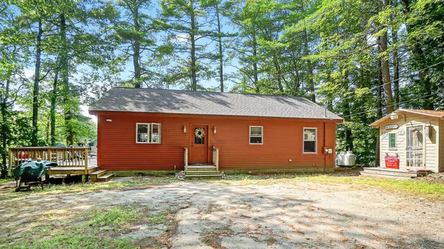 $800,000 | 14 Golden Way, New Gloucester, ME 04260