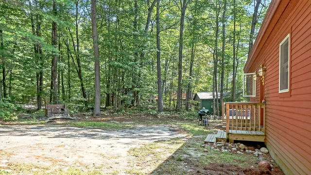 $800,000 | 14 Golden Way, New Gloucester, ME 04260