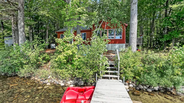 $800,000 | 14 Golden Way, New Gloucester, ME 04260