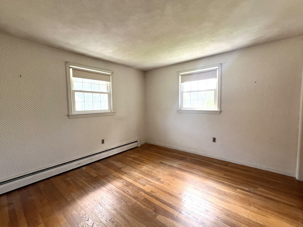 31 Dix Rd Extension Woburn, MA 01801 - Photo 11 of 22 an empty room with a window