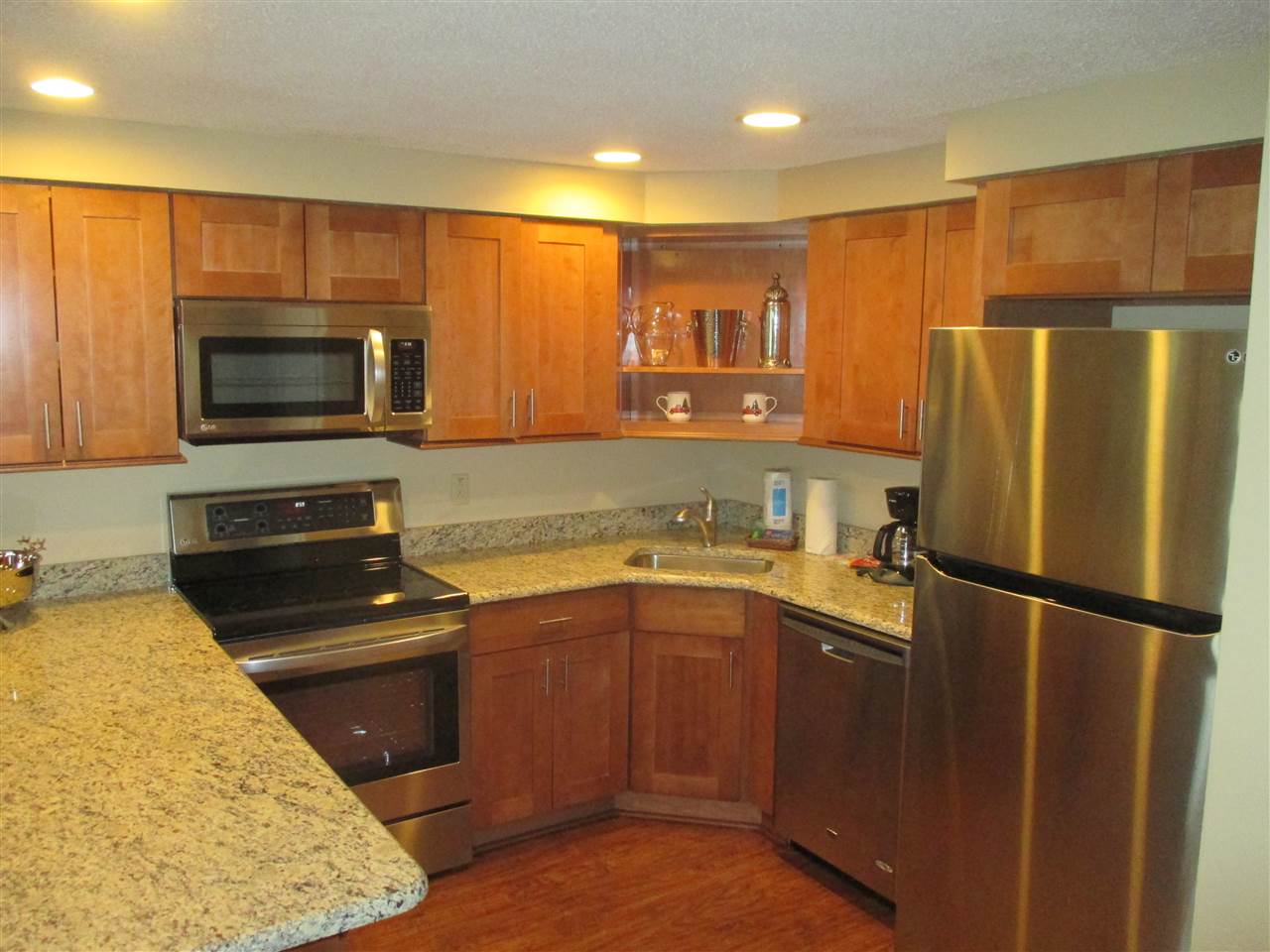 6 High Point Drive, Unit 405 Stratton, VT 05155 - Photo 8 of 16