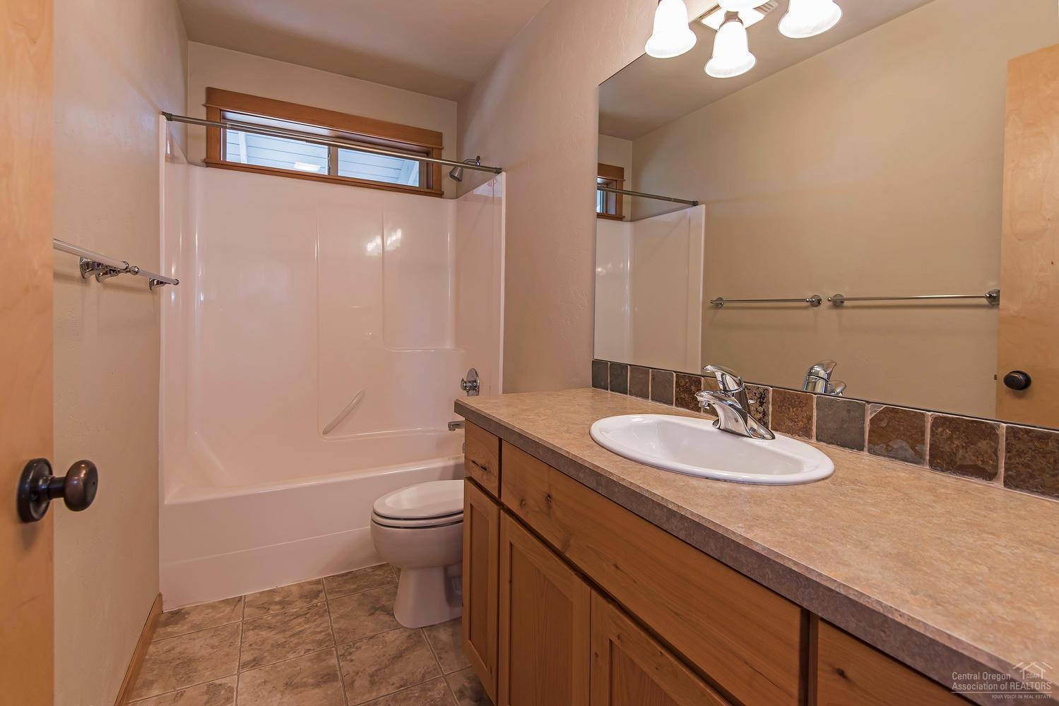 20214 Archie Briggs Road Bend, OR 97703 - Photo 16 of 21 Additional Photo
