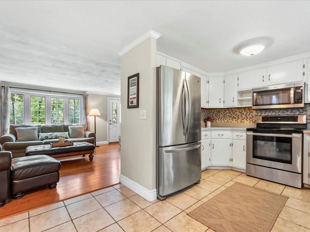 216 Oregon Road Ashland, MA 01721 - Photo 15 of 35 Gallery Image 15