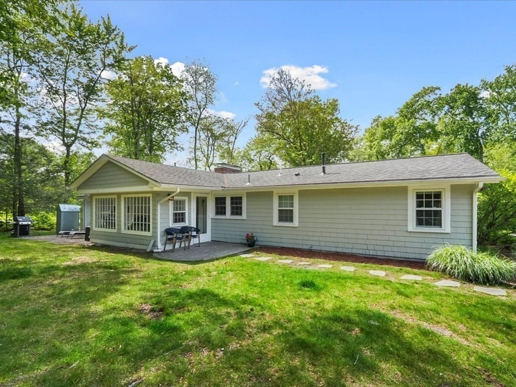 216 Oregon Road Ashland, MA 01721 - Photo 6 of 35 Gallery Image 6