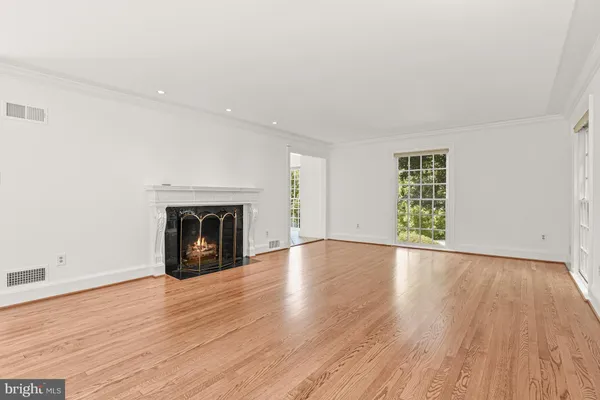 $12,500 | 4810 Rockwood Parkway Northwest, Washington, DC 20016