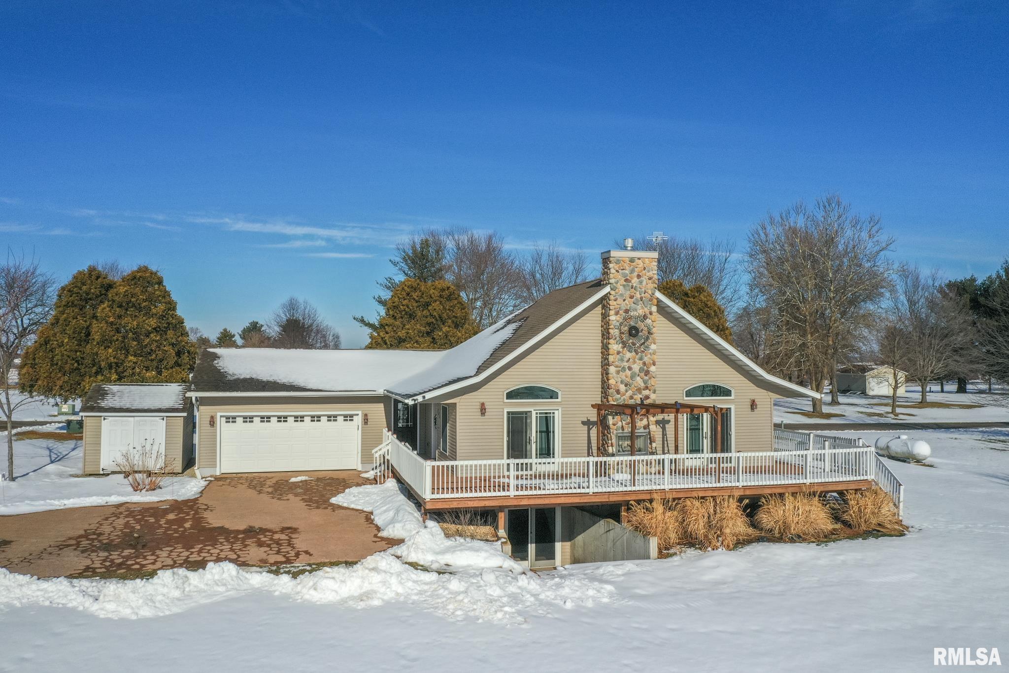 185 Wing Lane Avon, IL 61415 - Photo 1 of 38 Gallery Image 1