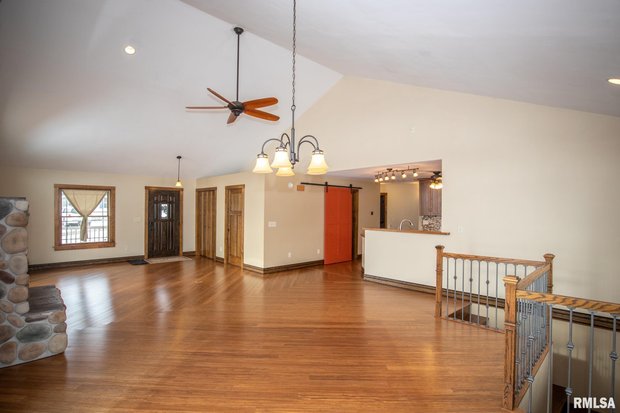 185 Wing Lane Avon, IL 61415 - Photo 12 of 38 Gallery Image 12