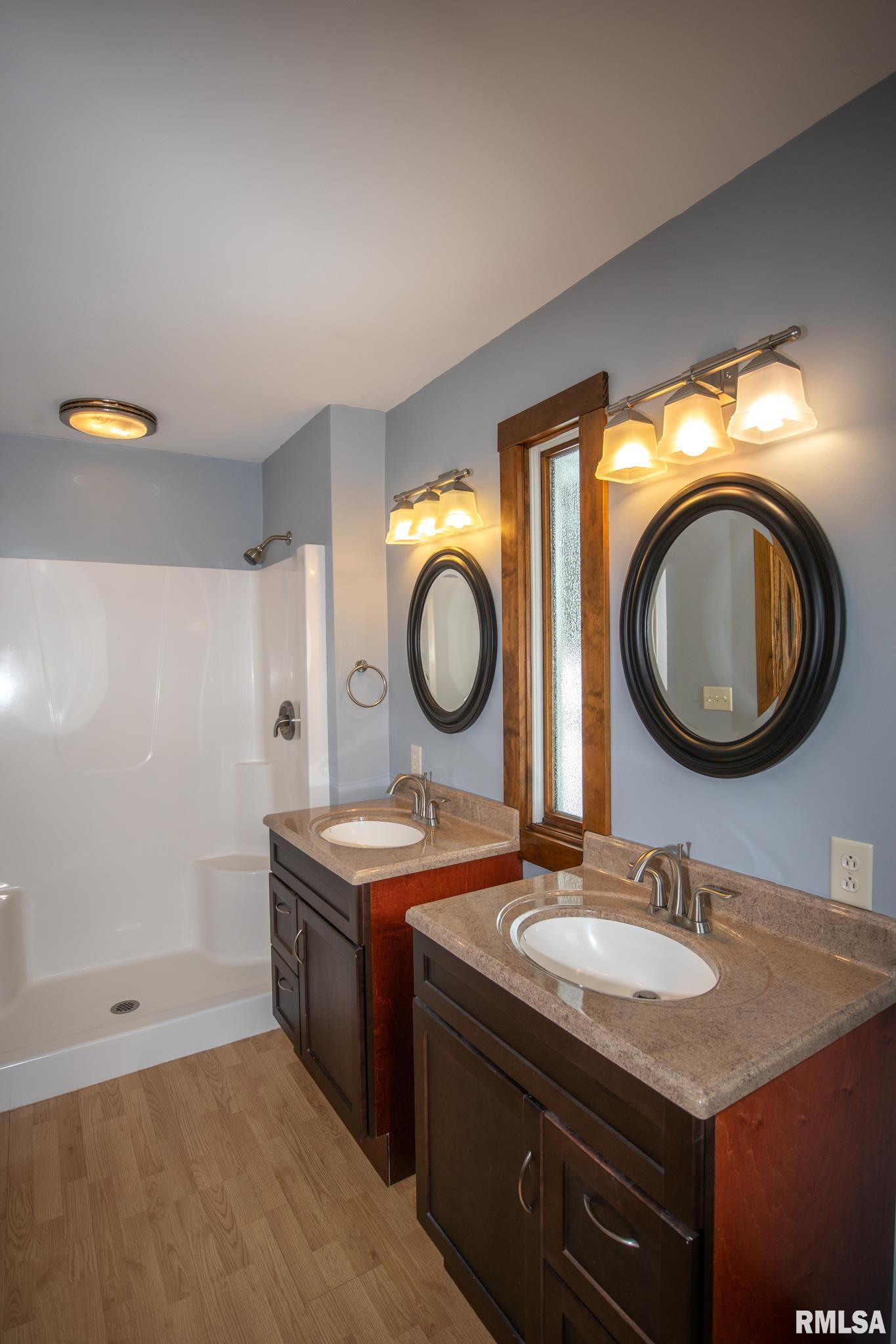 185 Wing Lane Avon, IL 61415 - Photo 21 of 38 Gallery Image 21