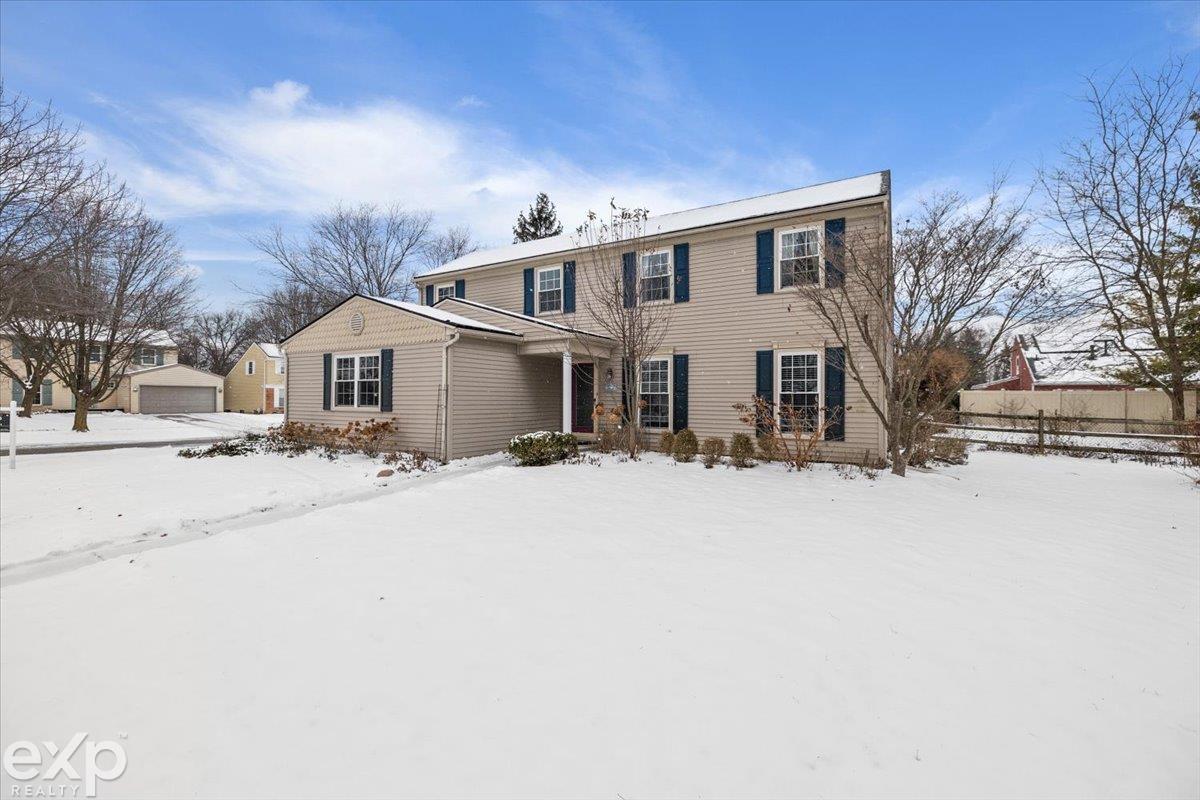 41881 Park Ridge Road Novi, MI 48375 - Photo 3 of 48 50164503-44878b1a-27c9-425c-ae1d-36a9395874aa.JPG
