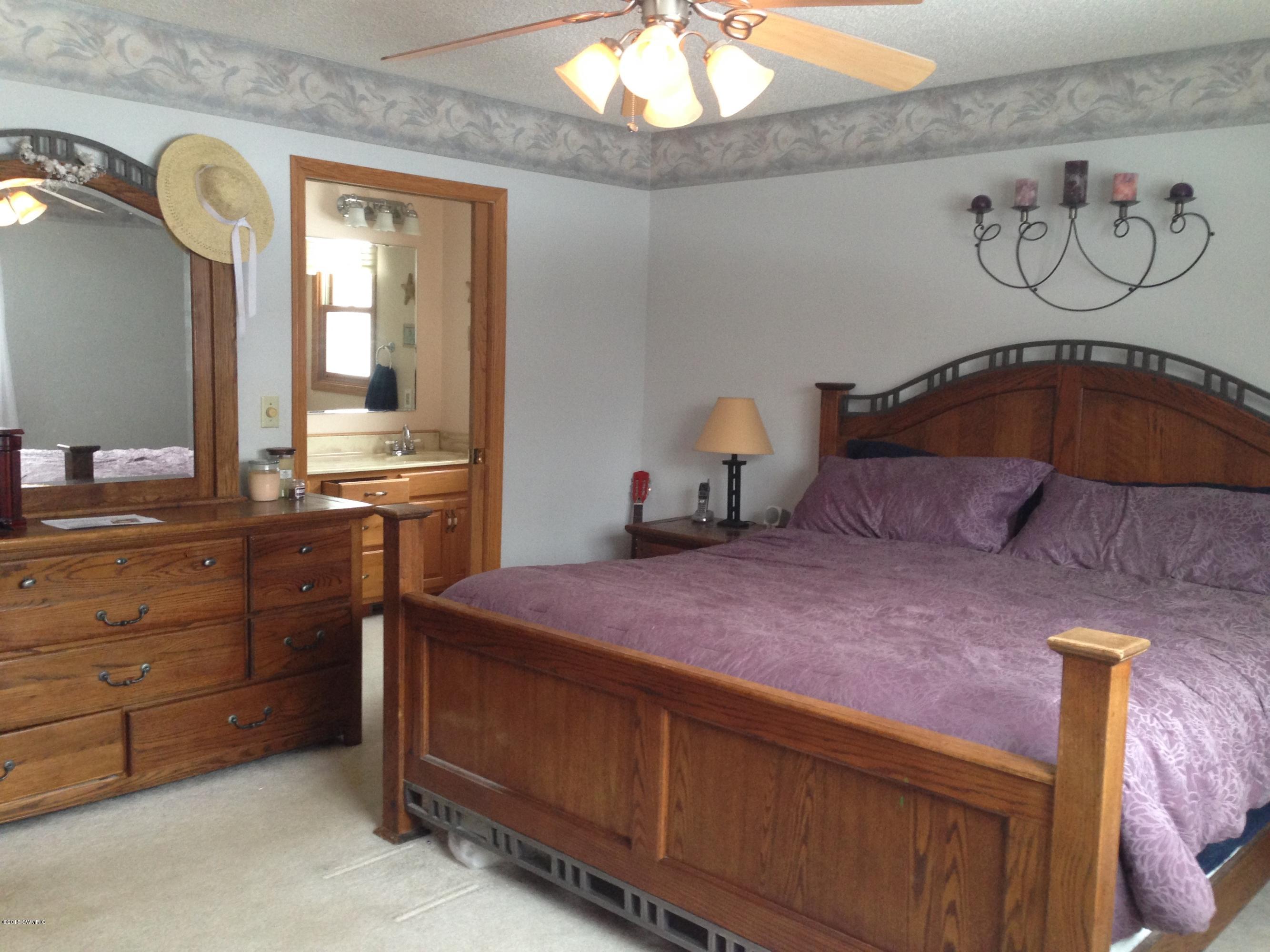 5350 Ridge Road Stevensville, MI 49127 - Photo 20 of 32 IMG_2501