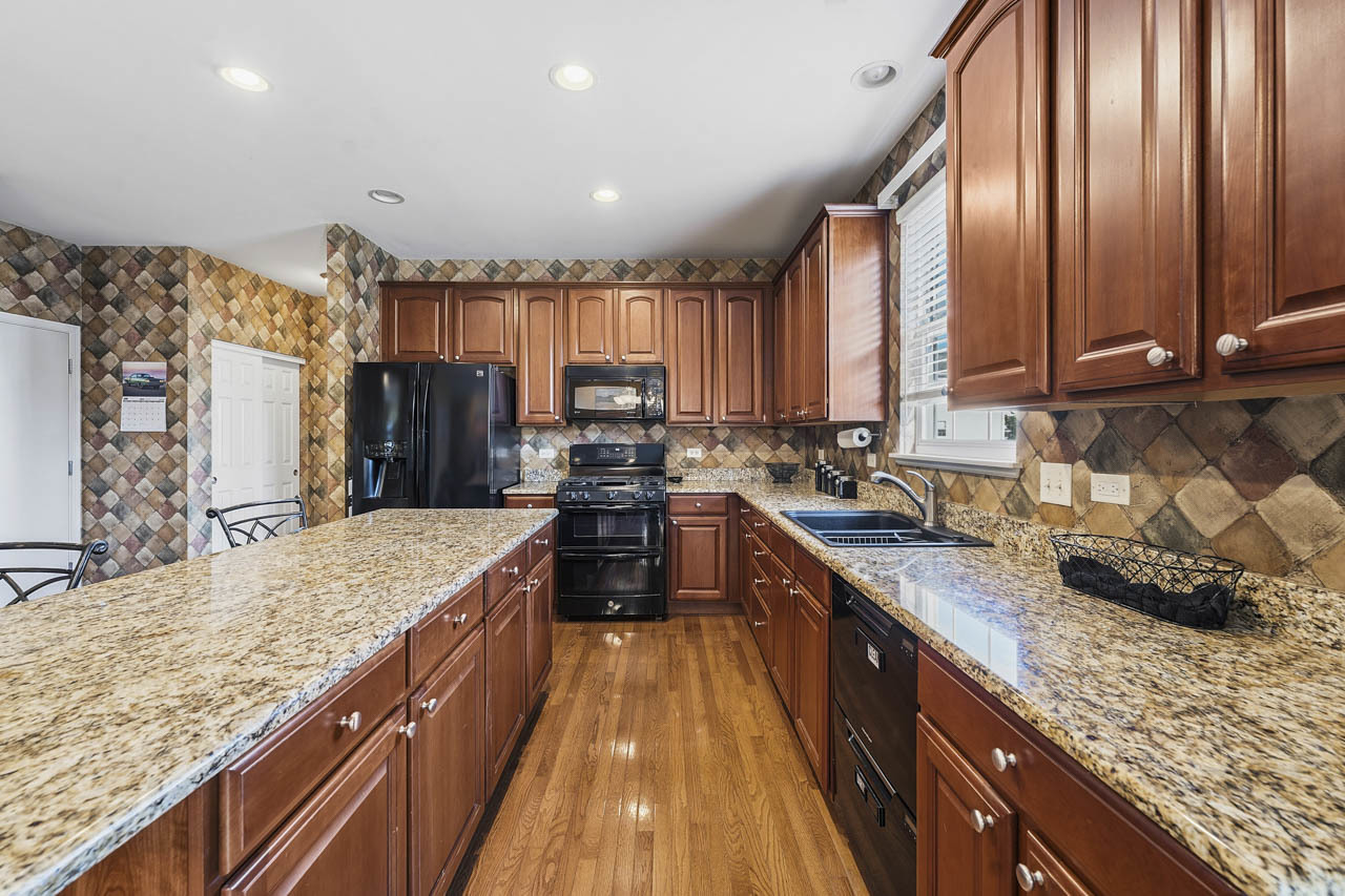 3125 Riley Road Montgomery, IL 60538 - Photo 12 of 38
