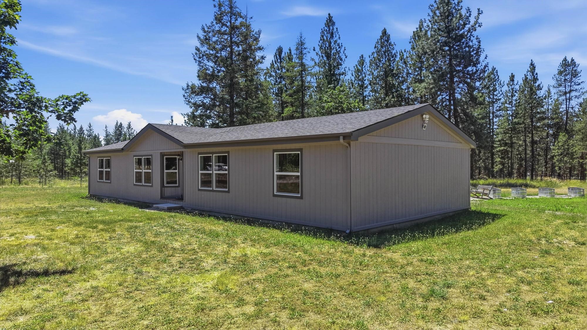 3311 East Oregon Road Elk, WA 99009 - Photo 3 of 50