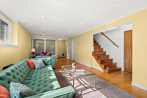 $1,500,000 | 44 Windemere Road, Wellesley, MA 02481