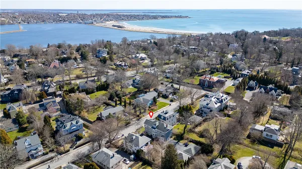 $8,000 | 75 Ayrault Street, Unit 1, Newport, RI 02840