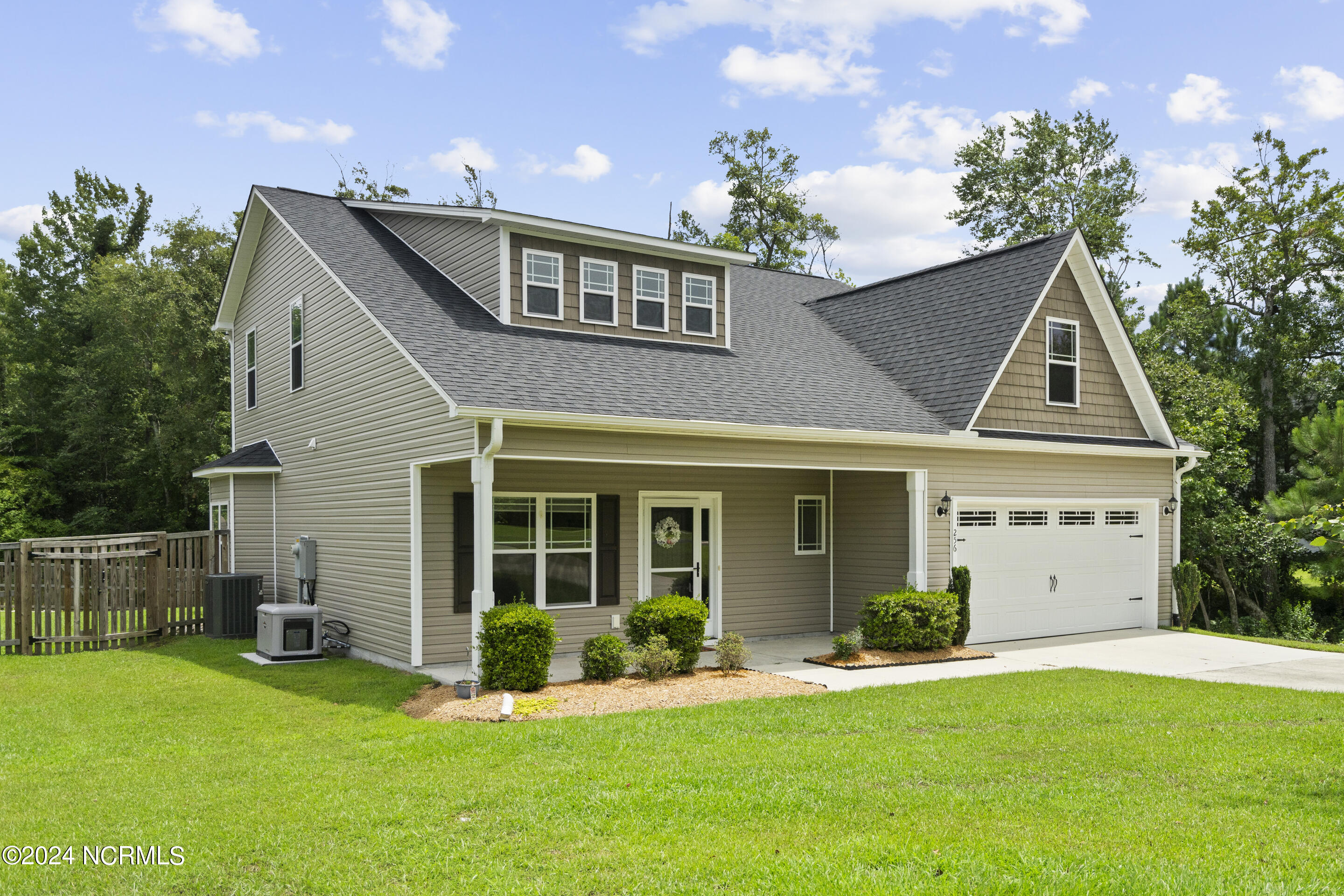 256 Century Road Hampstead, NC 28443 - Photo 5 of 66 mls-DSC02977