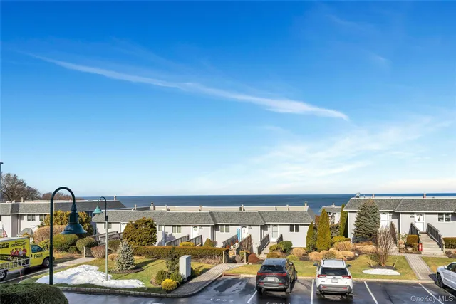 $578,000 | 3105 Bluffs Drive South, Baiting Hollow, NY 11933