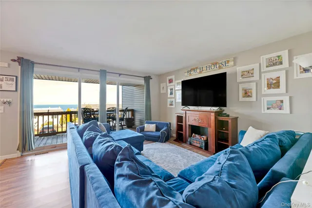 $578,000 | 3105 Bluffs Drive South, Baiting Hollow, NY 11933