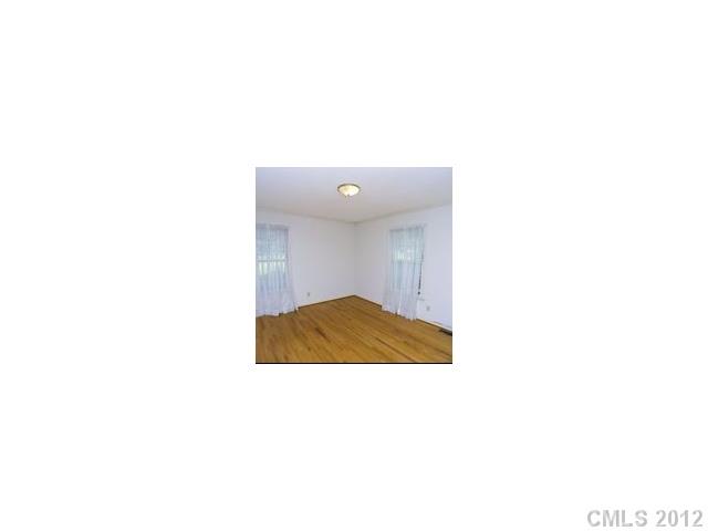 858 Armstrong Road Belmont, NC 28012 - Photo 6 of 10 Gallery Image 6