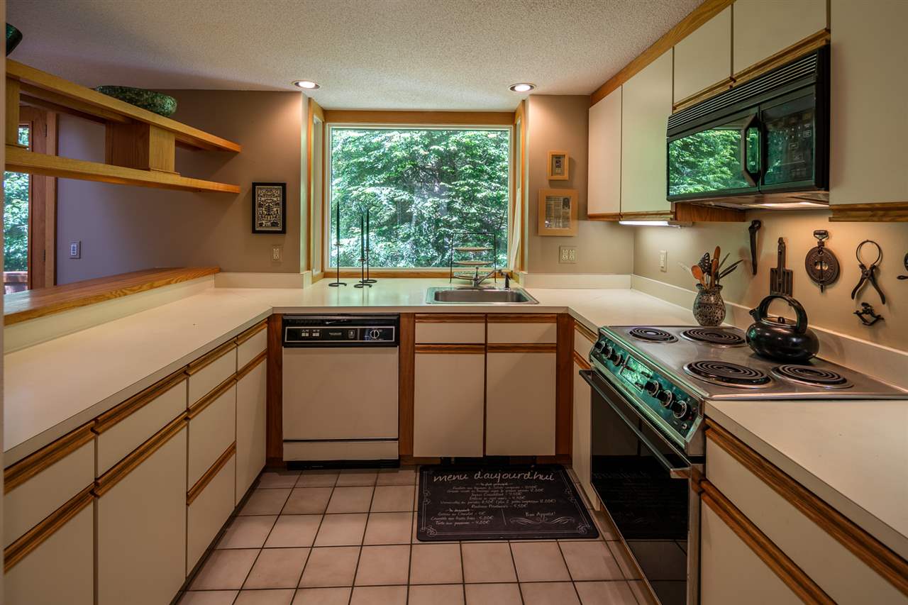 68 Fox Hollow Road, Unit 68 Winhall, VT 05340 - Photo 12 of 21