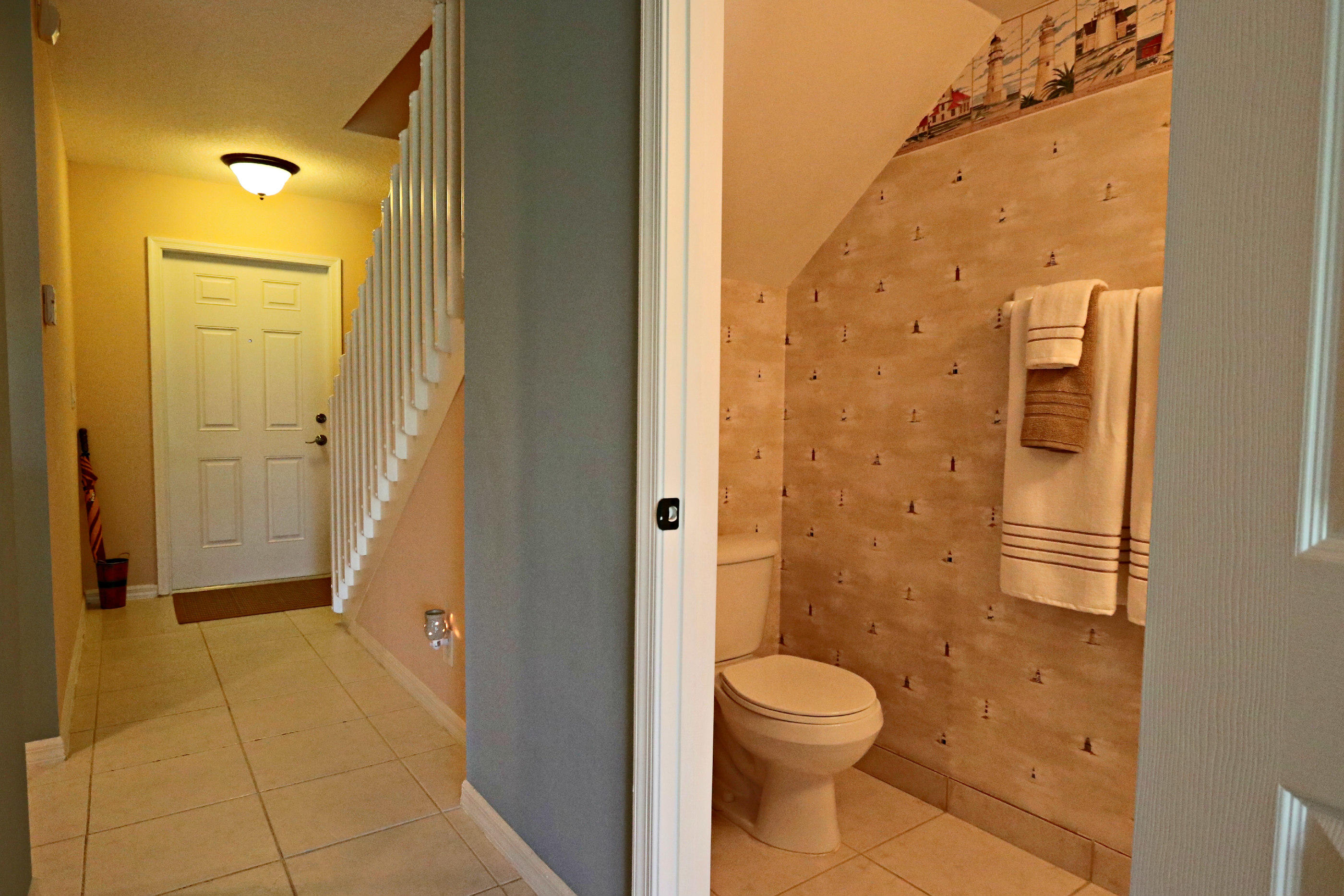312 Timberwalk Trail Jupiter, FL 33458 - Photo 11 of 27 Power Room Off Living Area