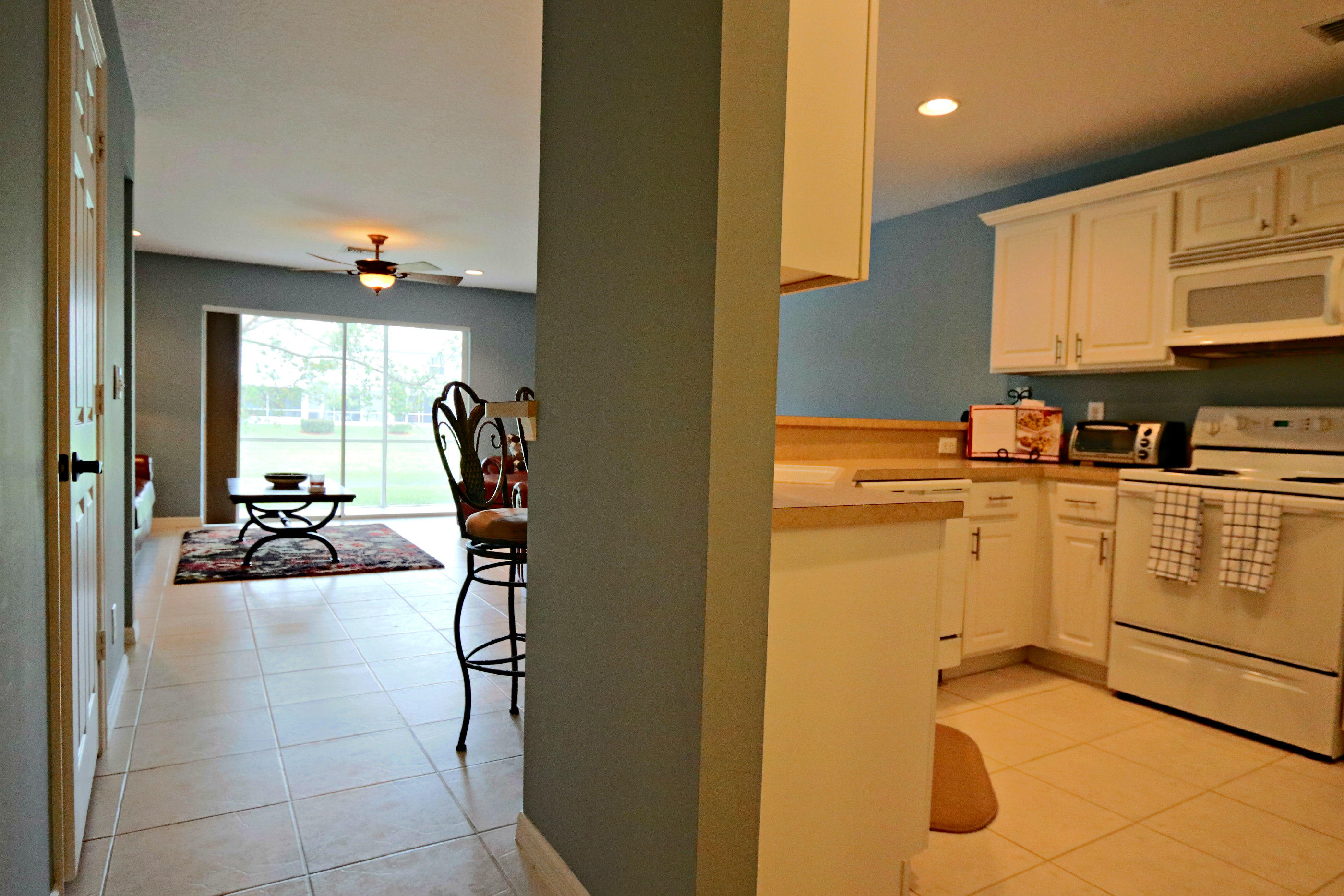 312 Timberwalk Trail Jupiter, FL 33458 - Photo 4 of 27 Kitchen.