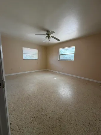 $1,600 | 1016 Colonial Road, Fort Pierce, FL 34950