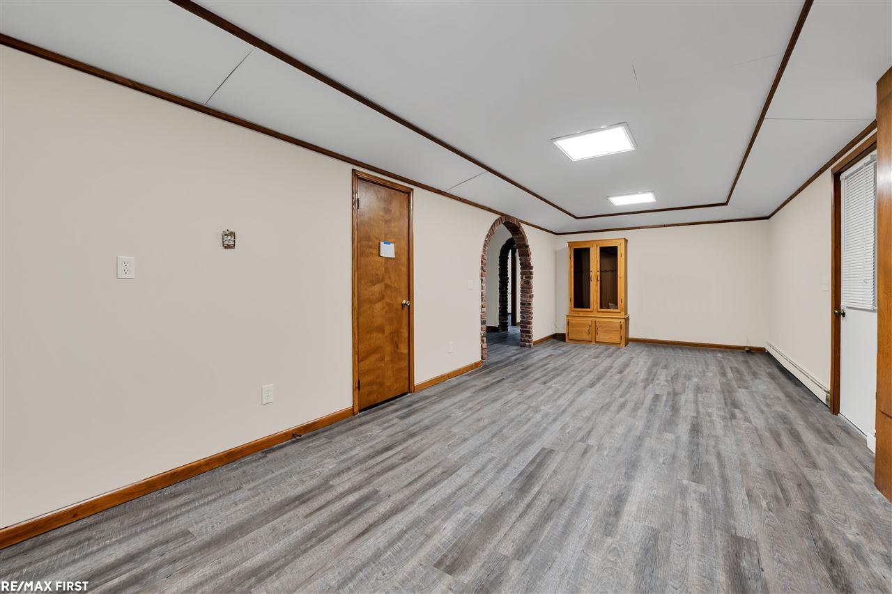 2302 Colorado Rochester, MI 48309 - Photo 44 of 51 50062334-43.JPG