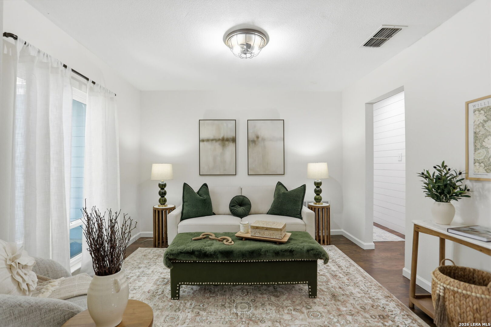 7106 Comanche Ridge Drive Converse, TX 78109 - Photo 13 of 36 a living room with furniture and a potted plant