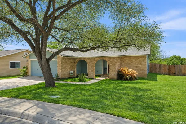 $264,900 | 7106 Comanche Ridge Drive, Converse, TX 78109