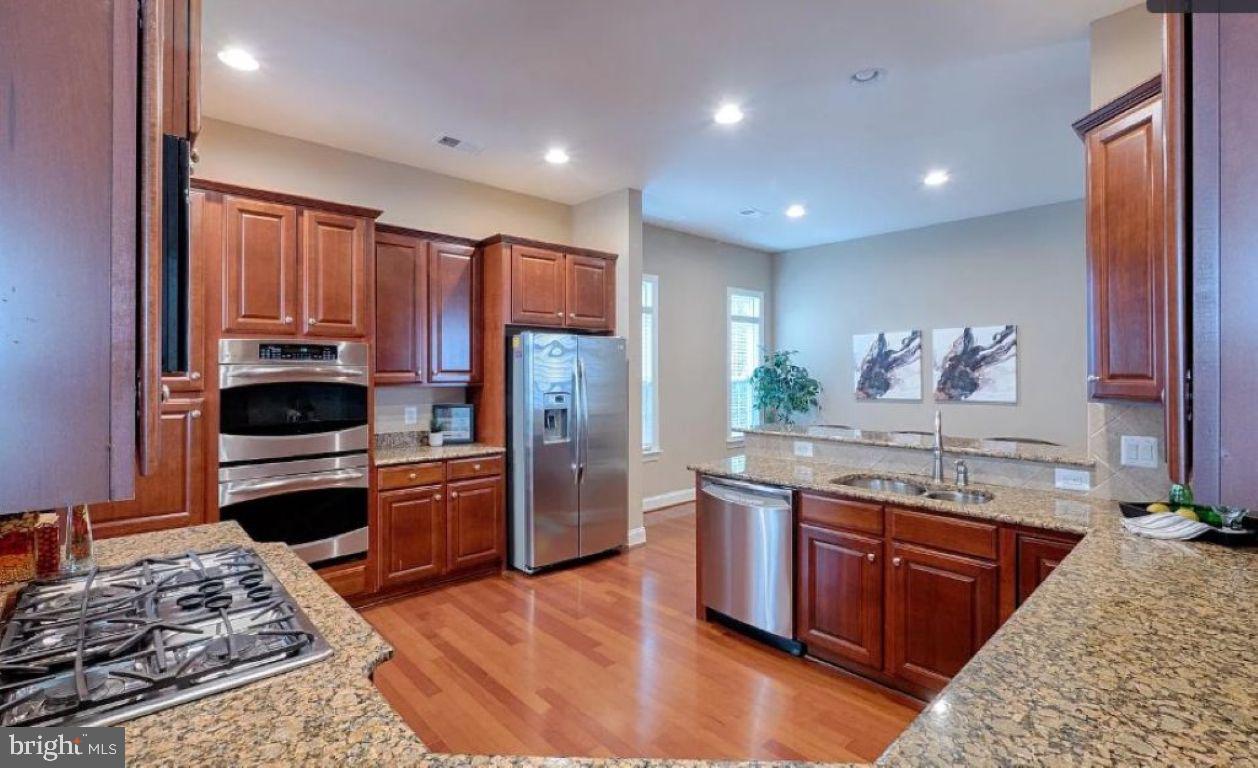 6046 Masondale Road Alexandria, VA 22315 - Photo 11 of 28