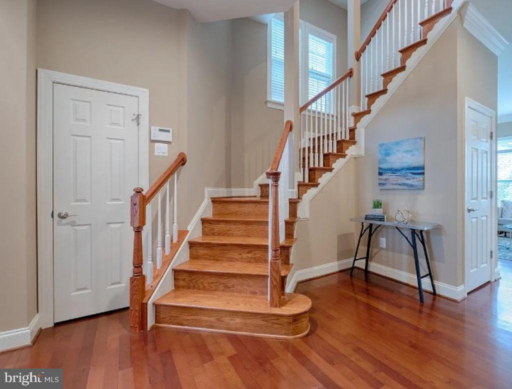 6046 Masondale Road Alexandria, VA 22315 - Photo 7 of 28