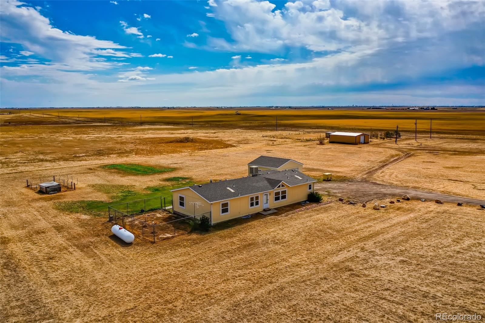 7260 Schumaker Road Bennett, CO 80102 - Photo 3 of 17 Gallery Image 3
