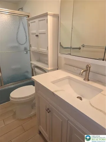 $1,875 | 1204 Lewis Street, Unit 2E, Bethlehem, PA 18017