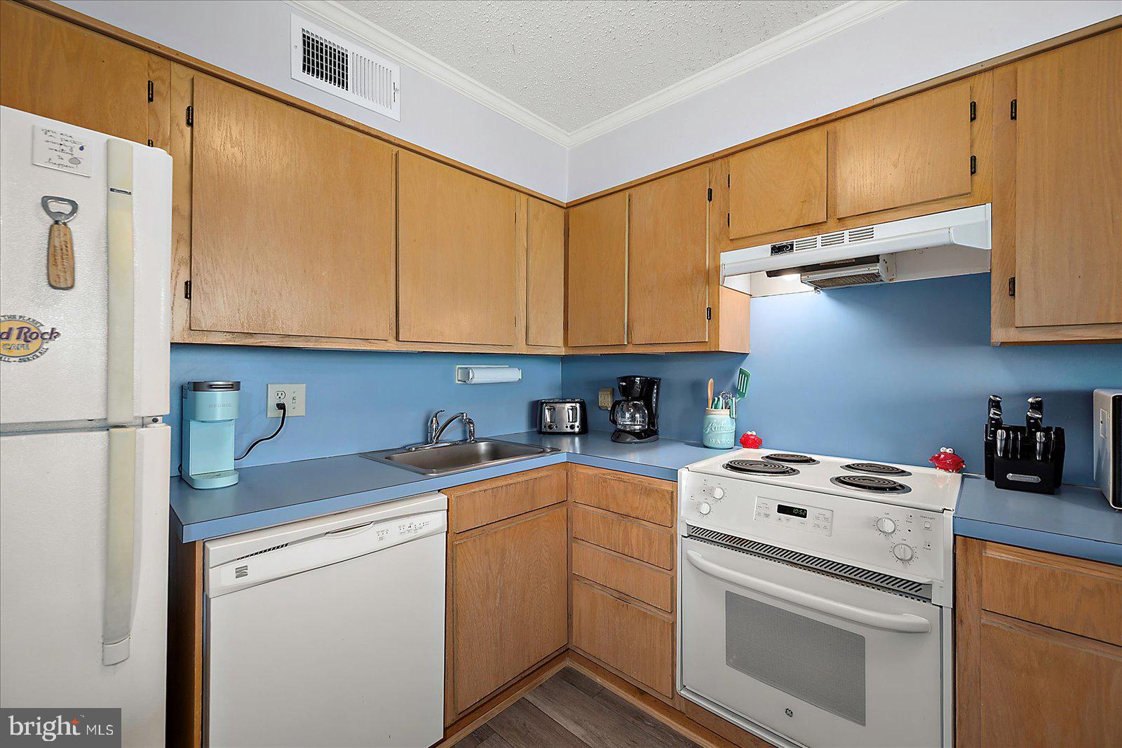 119 Old Landing Road, Unit 306E Ocean City, MD 21842 - Photo 11 of 70