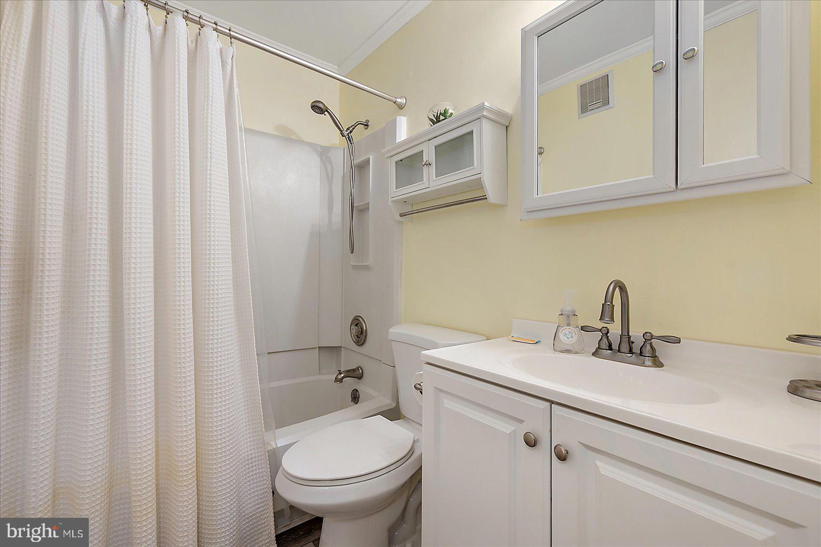 119 Old Landing Road, Unit 306E Ocean City, MD 21842 - Photo 16 of 70