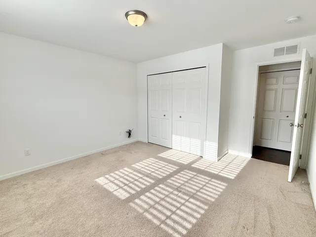 $293,000 | 10290 Swan Lake Circle, Ypsilanti, MI 48197