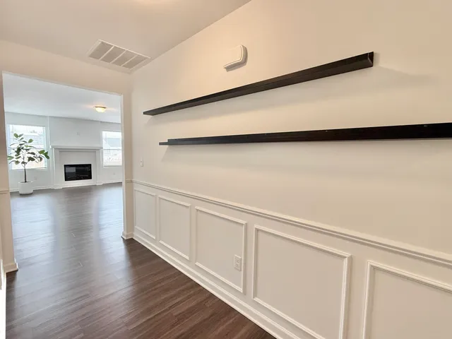 $293,000 | 10290 Swan Lake Circle, Ypsilanti, MI 48197