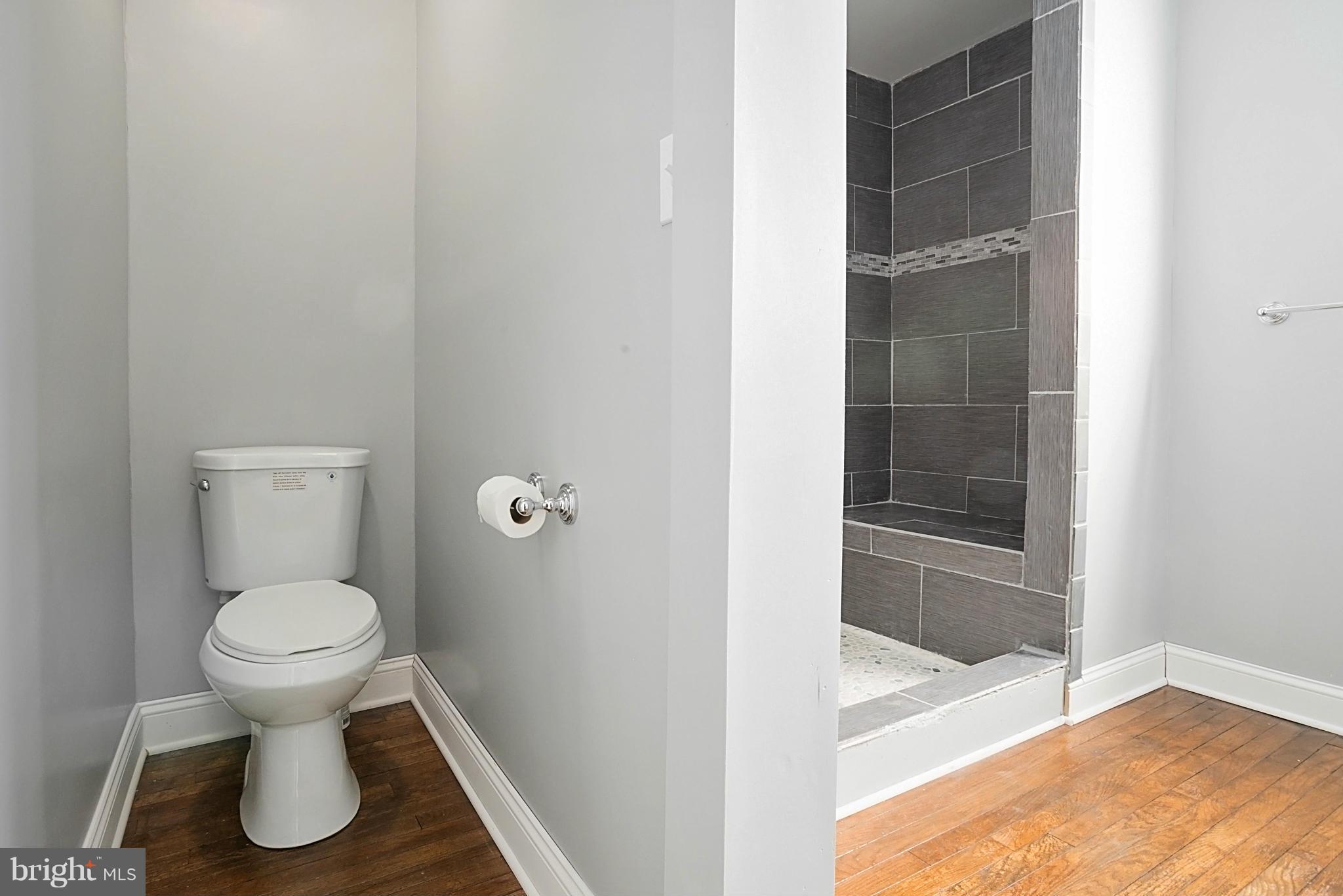 8614 Ridge Road Ellicott City, MD 21043 - Photo 10 of 28 Bath (Master)