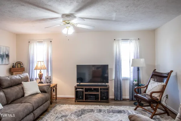 $399,900 | 20872 Deer Run Drive, Unit A & B, Abingdon, VA 24211