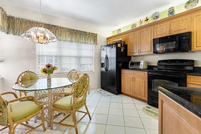 2575 Old Groves Road, Unit M101 Naples, FL 34109 - Photo 8 of 48 Gallery Image 8