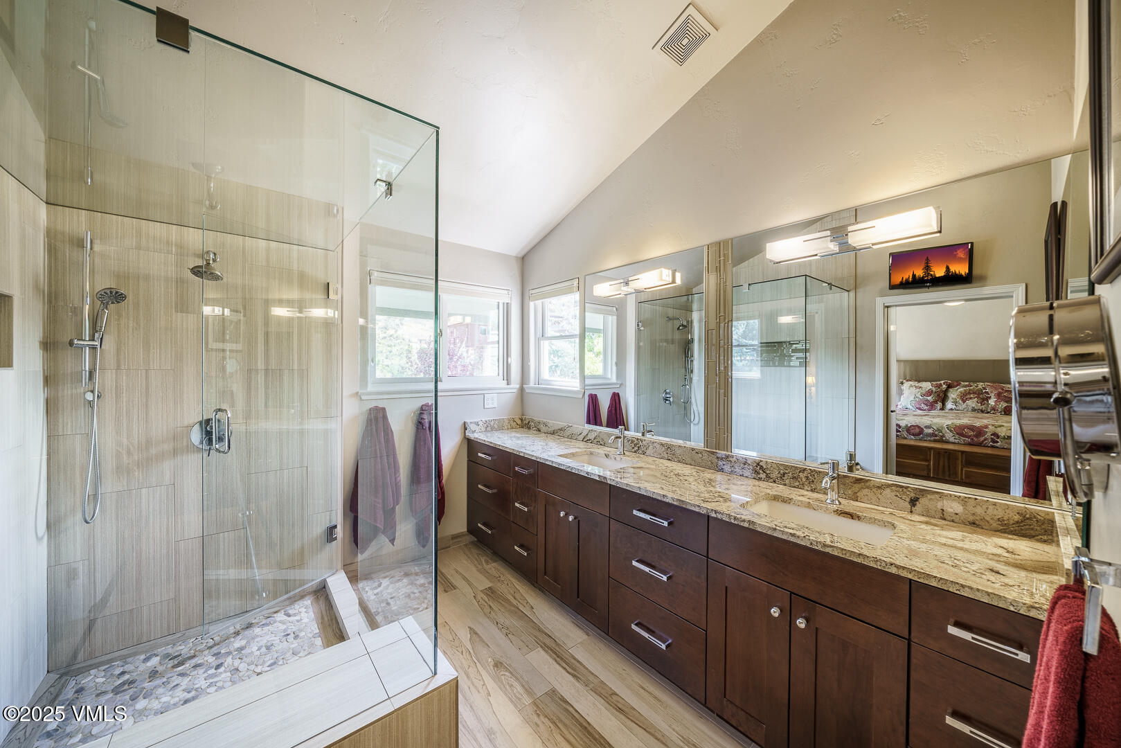 881 June Creek Road Edwards, CO 81632 - Photo 11 of 103 881_June_Creek_Interiors_028