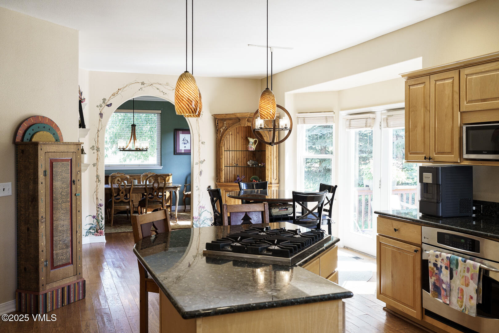 881 June Creek Road Edwards, CO 81632 - Photo 3 of 103 881_June_Creek_Interiors_009