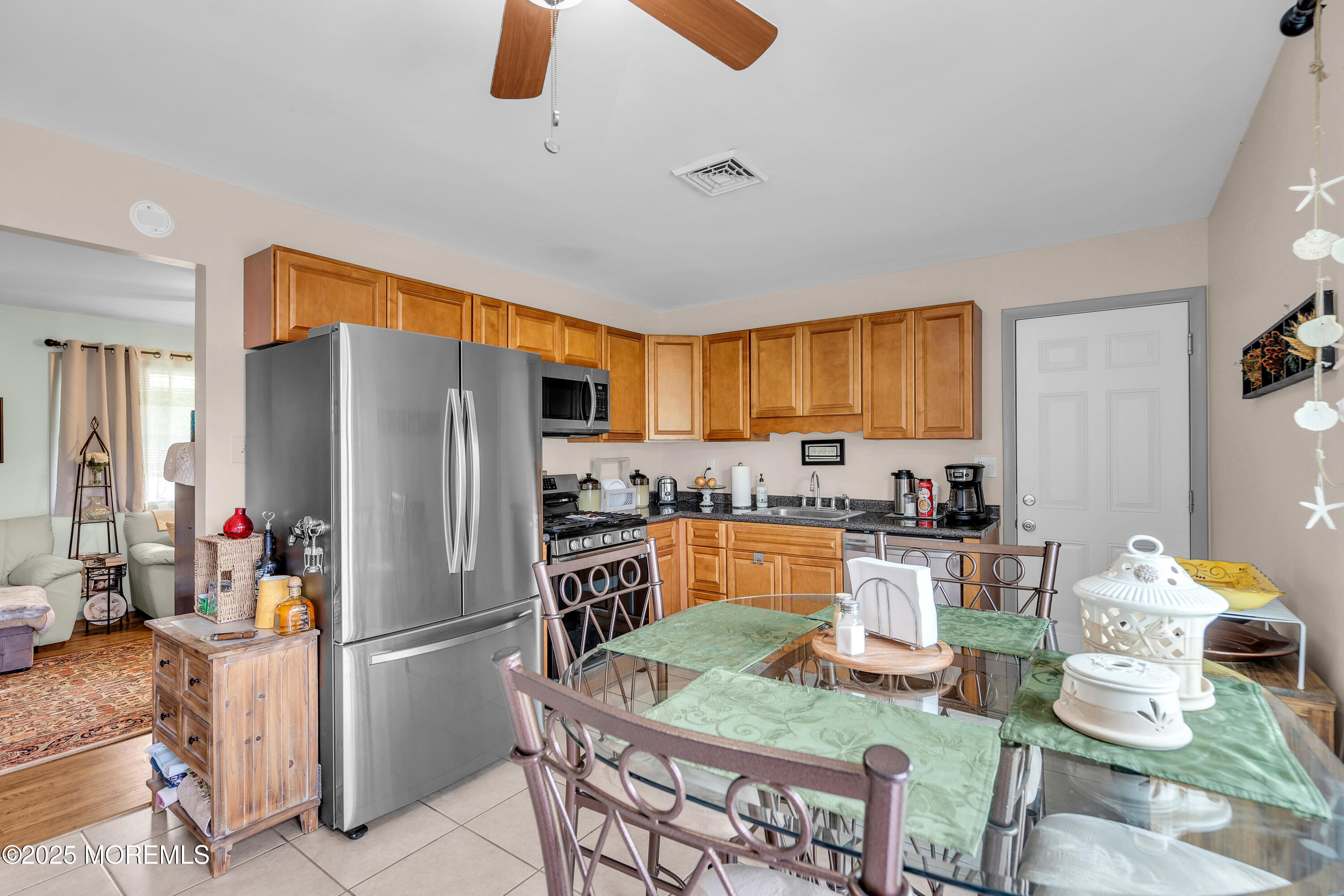 200 Birch Road Tuckerton, NJ 08087 - Photo 14 of 50 Kitchen