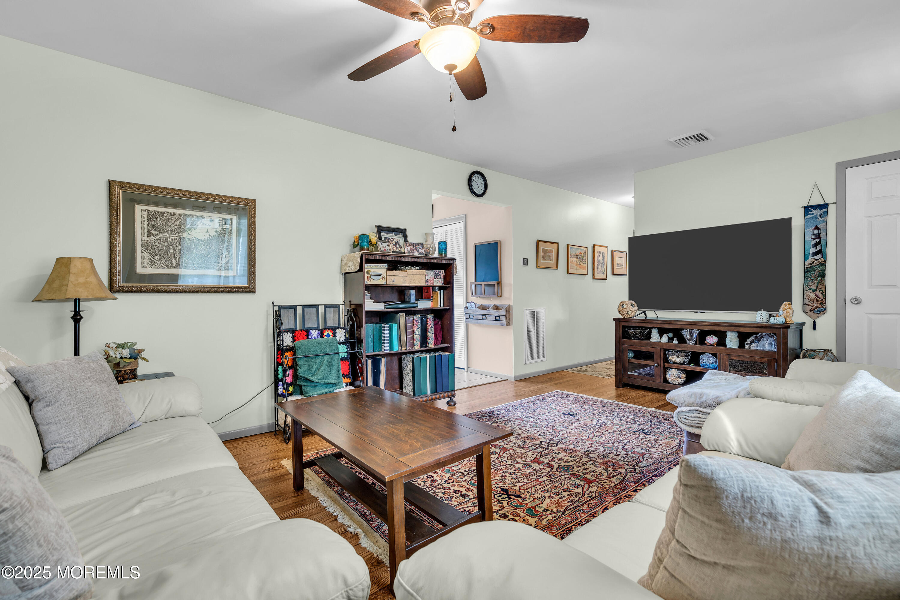 200 Birch Road Tuckerton, NJ 08087 - Photo 8 of 50 Living Room