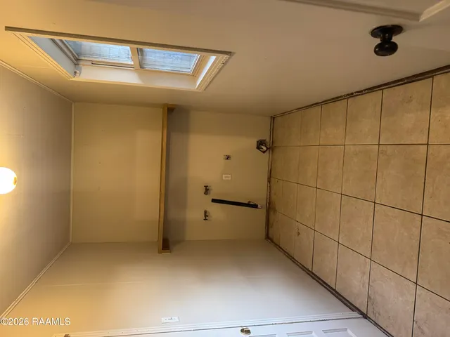 $1,300 | 300 Belle Homme Drive, Lafayette, LA 70506