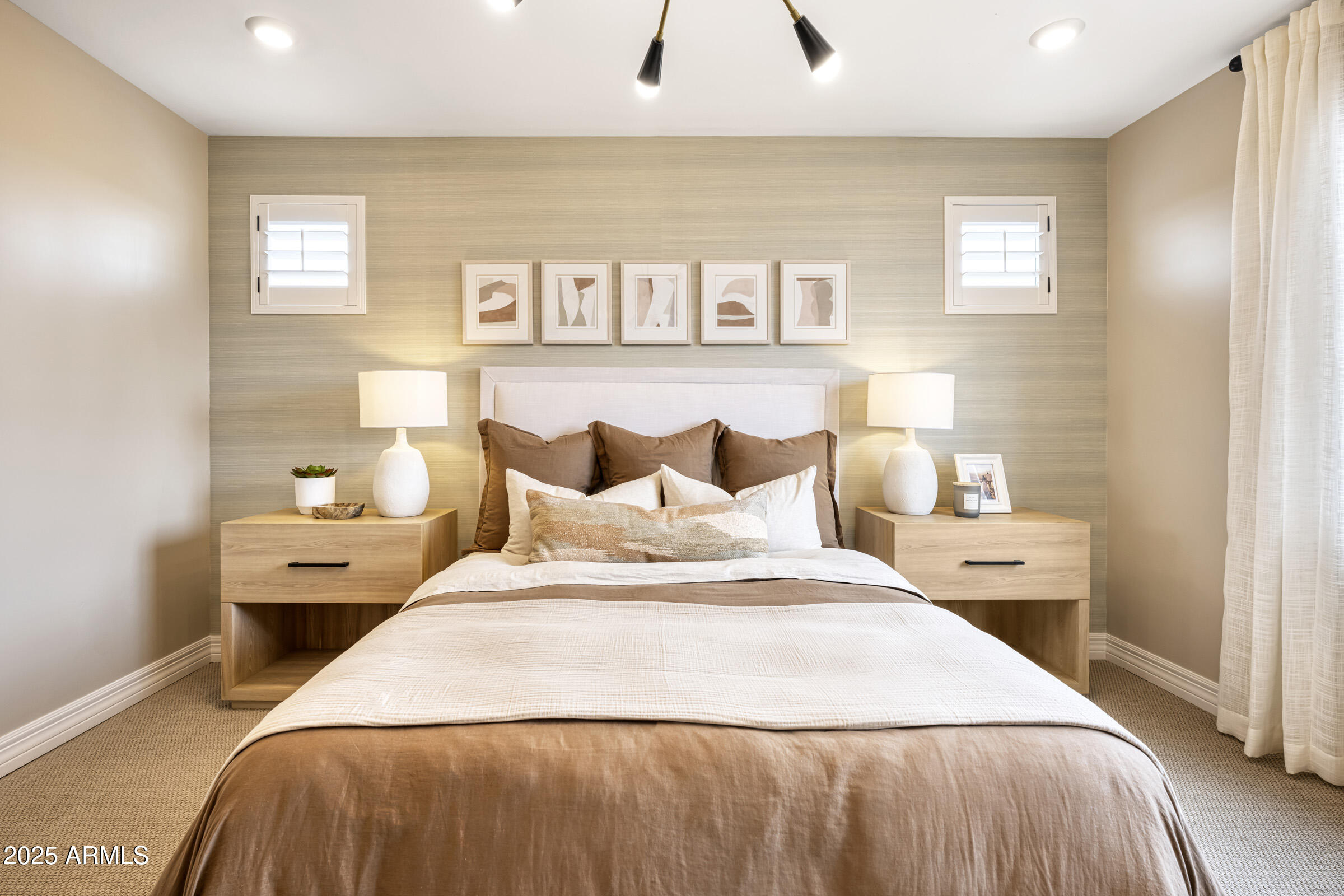 1506 East Coconino Way Gilbert, AZ 85298 - Photo 7 of 13 a bedroom with a bed and painting on the wall