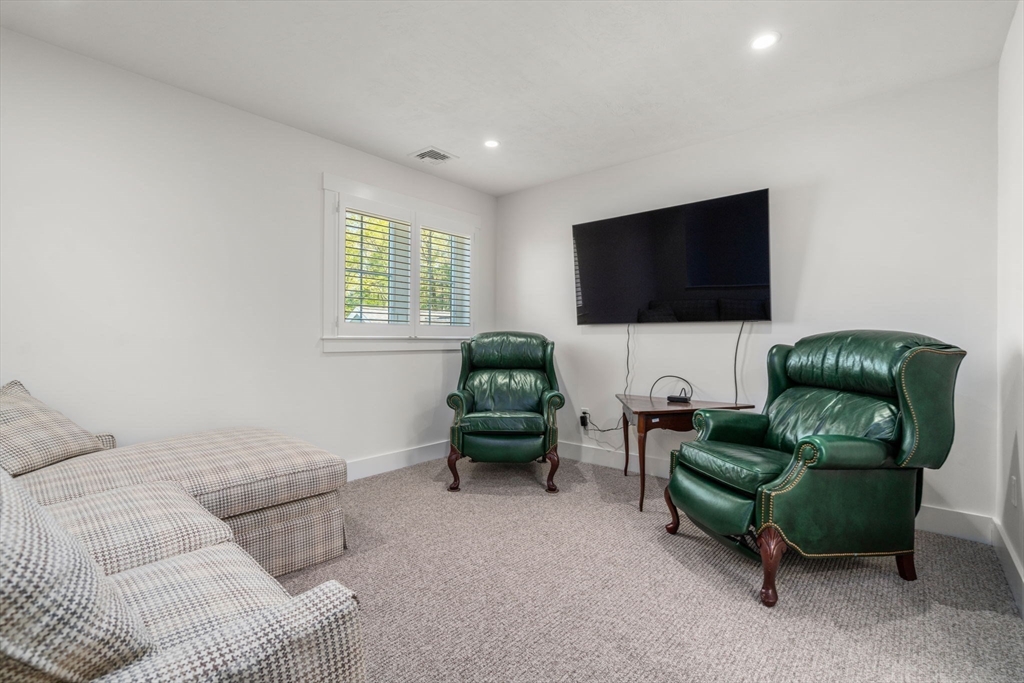 77 Abbey Road, Unit 77 Westwood, MA 02090 - Photo 14 of 24 Gallery Image 14